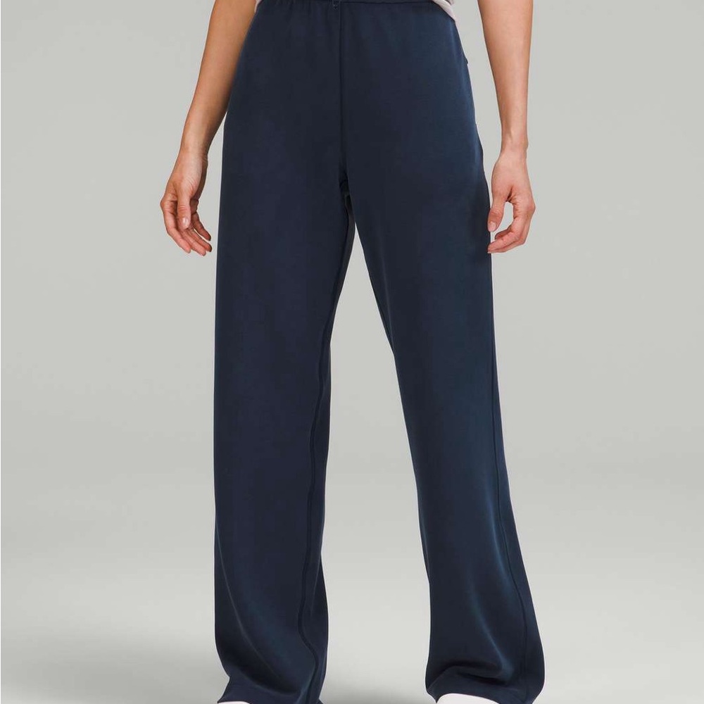 Lululemon Softstreme High-Rise Pant